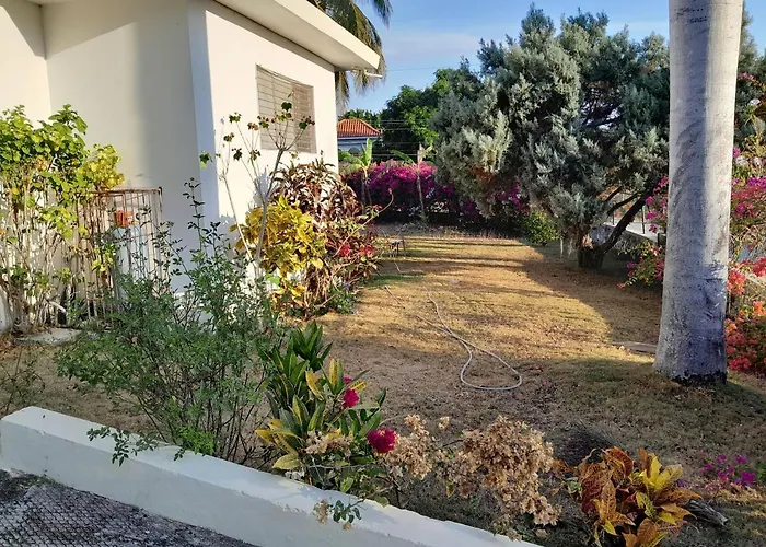 Villa Chinnor-kent Ave Montego Bay