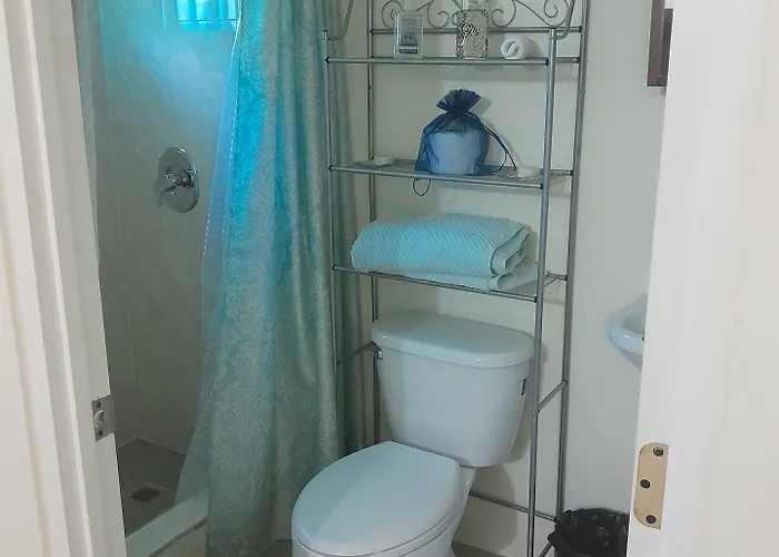 Chinnor-kent Ave Villa Montego Bay